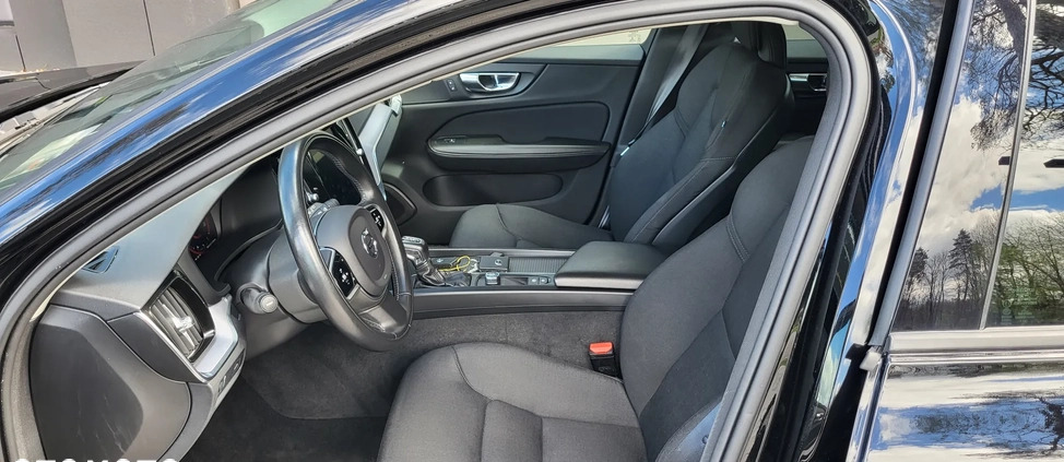 Volvo V60 cena 104550 przebieg: 77000, rok produkcji 2019 z Węgliniec małe 781